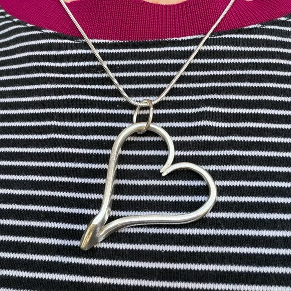 Fork Tine Heart Pendant Necklace - Picture 4 of 7